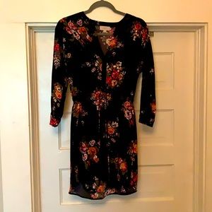 Floral pattern long sleeve dress!